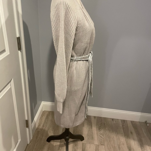 NWT Womens’s Express Midi Cardigan with Sequin Belt - Picture 7 of 14